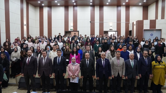 Erzurum'da "Avrupa Birliği Uluslararası İnsani Yardım Ağları" konuşuldu