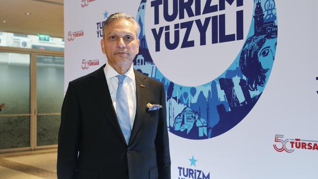 Yılbaşı heyecanı; 750 bin kişi tatile çıkıyor