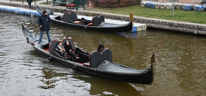 Dondurucu soğuklara rağmen gondol keyfi Eskişehir'in gezi rutininden çıkmadı