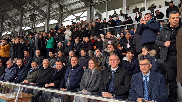 Kütahyaspor'dan Eskişehirspor maçı sonrası şampiyonluk mesajı