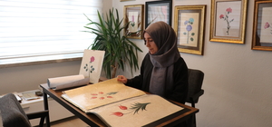 "Kültürel miras taşıyıcısı" olduğu ebruyu genç nesillerle buluşturuyor