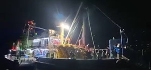 Gece yarısı teknelere baskın