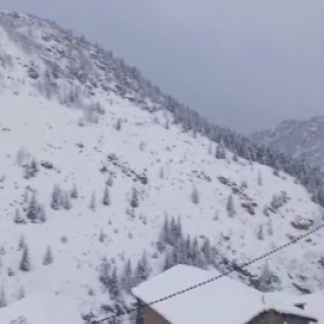 Rize'nin yüksekleri beyaza büründü