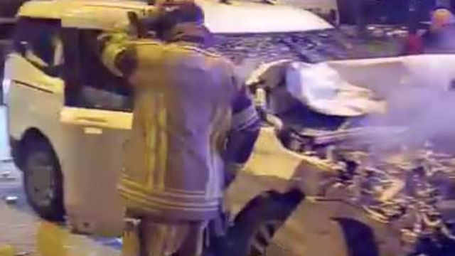 Diyarbakır'da zincirleme kaza: 3 yaralı