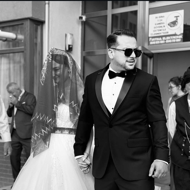 'Eşime neden baktın' dediği kişi tarafından bıçaklanarak öldürüldü