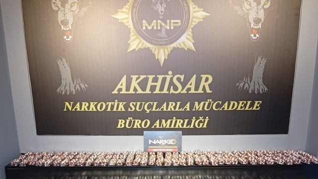 Akhisar'da uyuşturucu operasyonunda 5 tutuklama