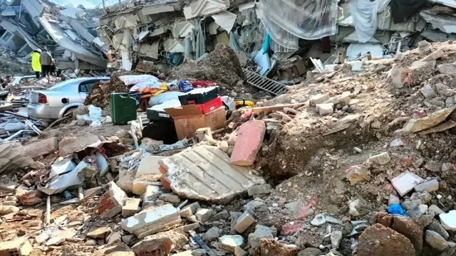 55 kişinin öldüğü Reyyan Apartmanı'nın davasında tutuklu tek sanık müteahhit tahliye edildi