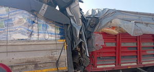 4 TIR zincirleme kazaya karıştı: 1 ölü, 2 yaralı