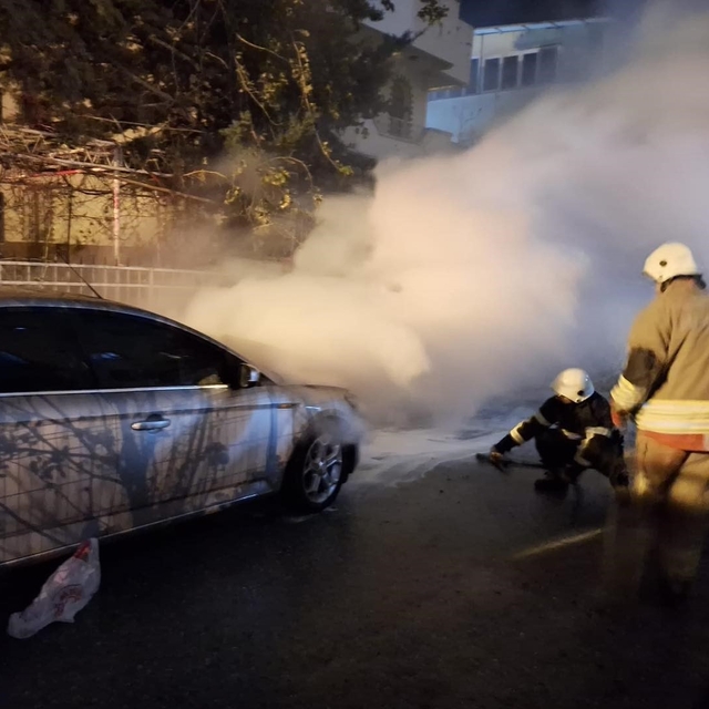 Belen'de otomobil yangını