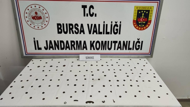 Bursa'da tarihi eser operasyonunda 2 zanlı yakalandı