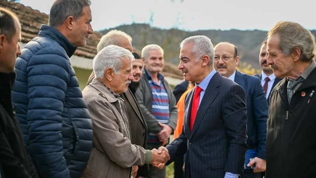 Kırklareli Valisi Turan, Şükrüpaşa köyünde ziyaretlerde bulundu