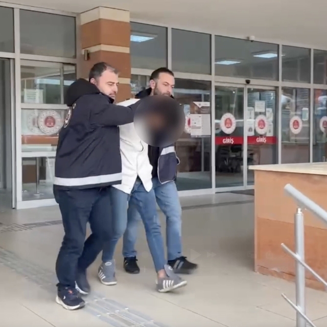 Kastamonu'da çaldıkları araçla yakalanan şüpheli tutuklandı