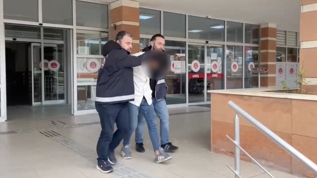 Kastamonu'da çaldıkları araçla yakalanan şüpheli tutuklandı