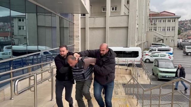 "Eşime neden baktın" diyen genci öldüren zanlı tutuklandı