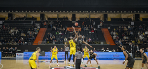 Mersin Spor Kulübü- Esenler Erokspor: 83-88