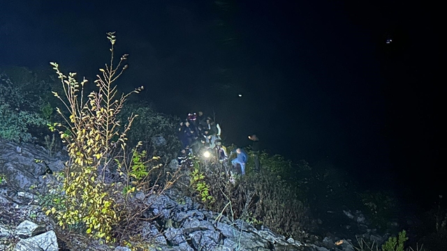 Otomobil şarampole yuvarlandı: 1 yaralı