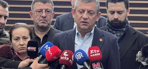 Özgür Özel duygularına hakim olamadı
CHP Genel Başkanı Özgür Özel Şehzadeler Belediye Başkanı Gülşah Durbay'ın hayatını kaybettiği hastanede acıya ortak oldu