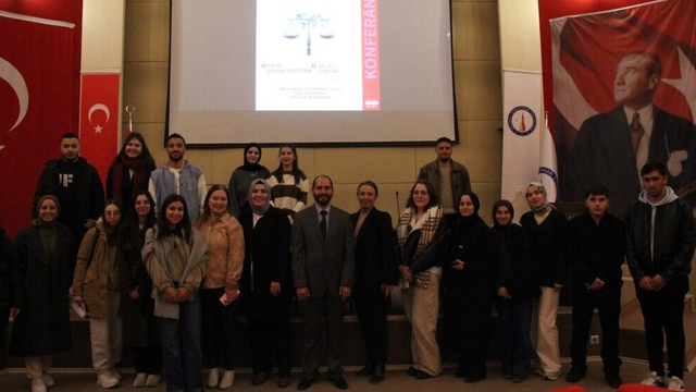 Kütahya'da "İnsan Hakları" konulu konferans