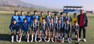 Buharkent'in gençleri namağlup şampiyon oldu