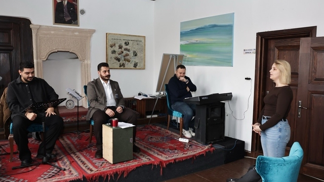 Kütahya'da 'Türk Halk Müziği Yetenek Sınavı' düzenlendi