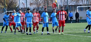 Döğergücü FK 3 puanı 5 golle aldı
Döğergücü FK:5 - Özvatanspor: 1