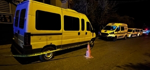 Park halindeki minibüsü kurşunlayıp kaçtılar