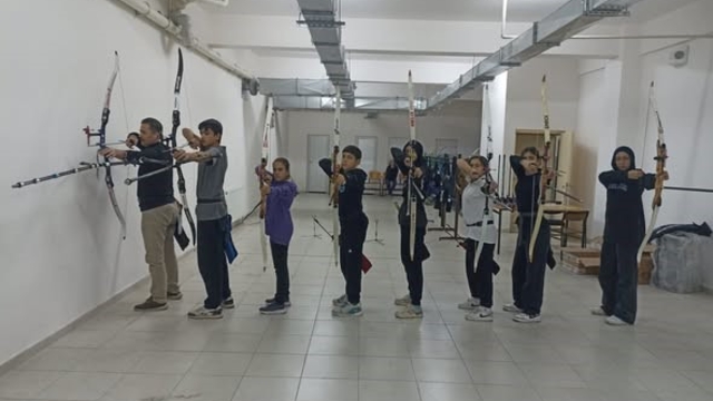 Bilecik'te okçuluk çalışmaları yoğun tempoyla sürüyor