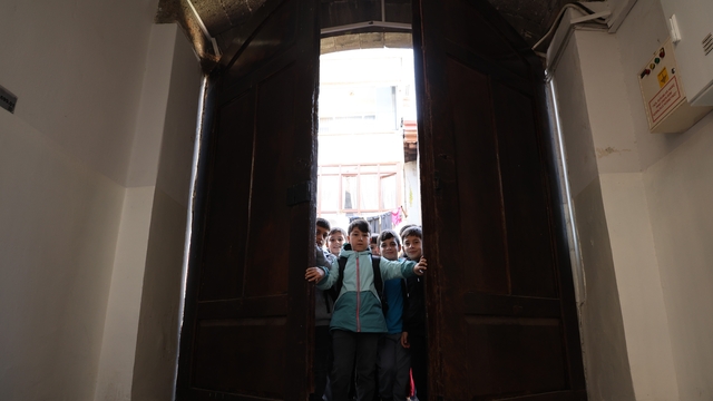 Diyarbakır'da 115 yıllık eğitim yuvasının ihtişamlı kapısı, 1 asırdır aralıksız öğrencilere açılıyor