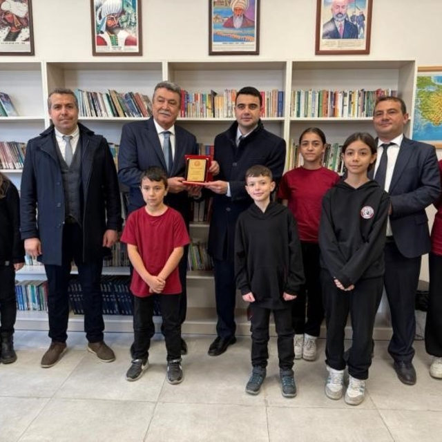 Bilecik'te hayırsever desteğiyle okul kütüphanesi yenilendi