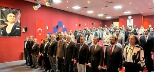 Adana'da kalp ve damar cerrahisi uzmanları güncel yaklaşımları değerlendirdi