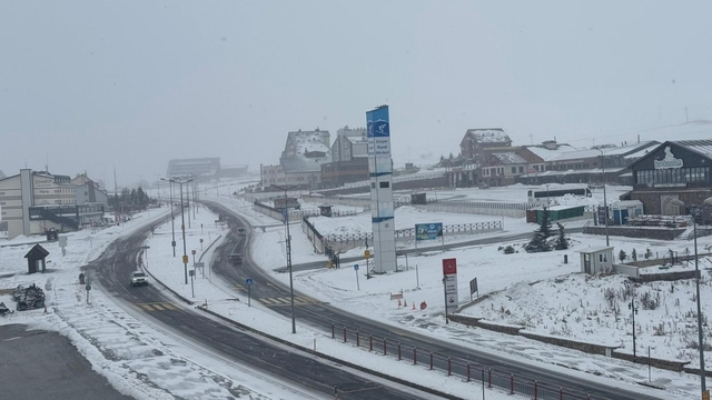 Erciyes'te kar yağışı