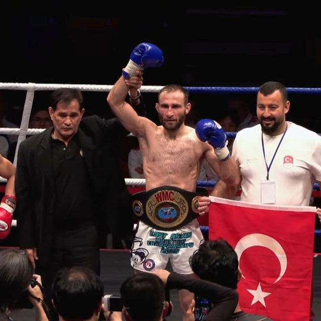 Hong Kong'da Türk zaferi; Abdüssamet Uğurlu kemeri aldı