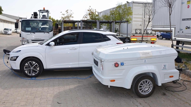 Dicle Elektrik'ten kaçak elektrikle mücadelede dijital yaklaşım
AR-GE ve teknoloji yatırımlarıyla ülke ekonomisine 521 milyar liralık destek