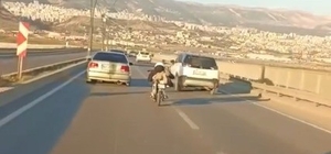 Kahramanmaraş’ta motosikletle tehlikeli sürüş kamerada