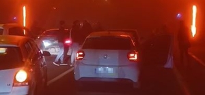 Mardin’de trafikte yol verme kavgası kamerada: 2 yaralı