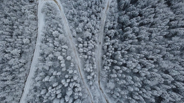 Karabük'ün yüksek kesimlerinde kar yağışı etkili oldu