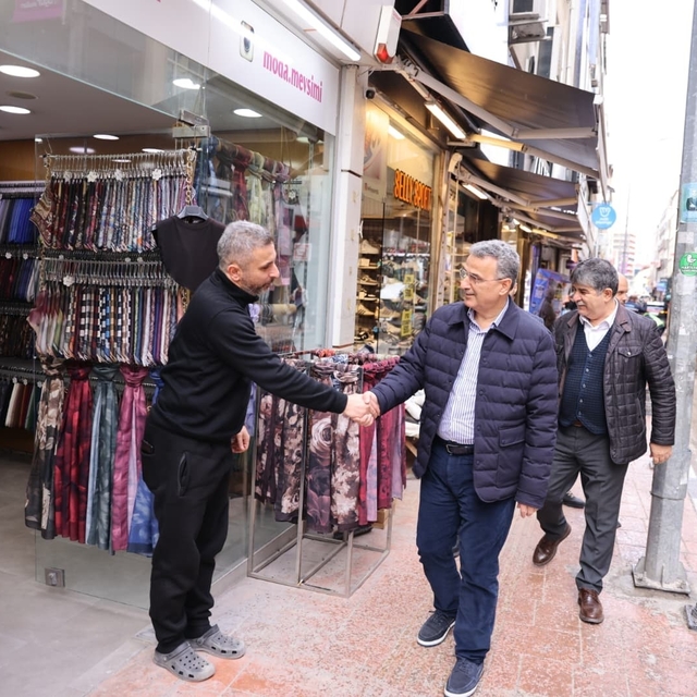 Başkan Kurnaz: "Her mahalleye eşit ve adil hizmet ulaştırma vizyonuyla çalı...