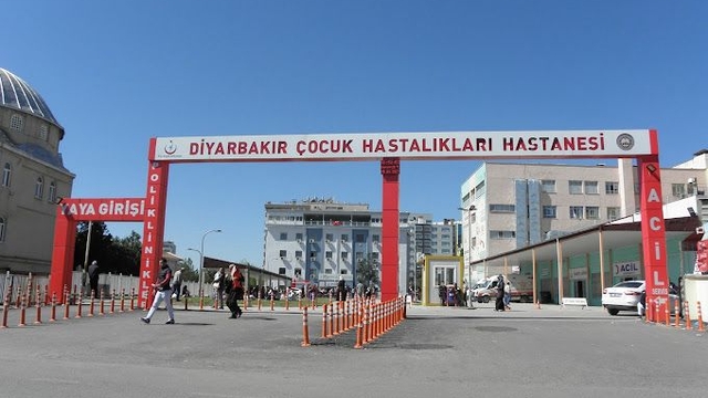 Diyarbakır Çocuk Hastalıkları Hastanesi'nde polikliniklerin kapasitesi genişletildi