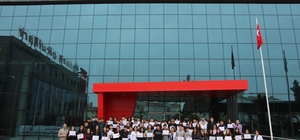 Diyarbakır’ın altın çocukları Final Okullarından dünya sahnesine yürüyor