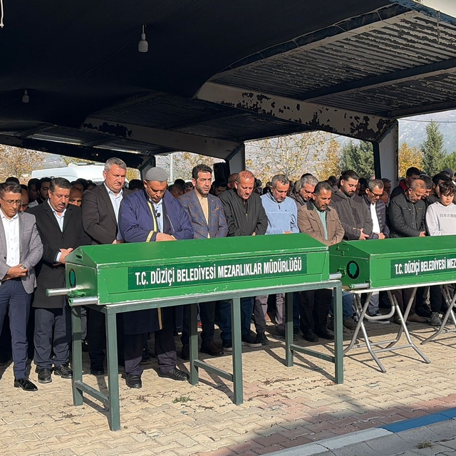 Osmaniye'deki kazada ölen 3 kişi toprağa verildi