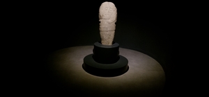 Taş Baba Heykeli ilgi odağı