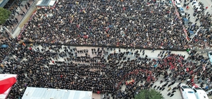 Manisa, ilk kadın başkanına ağladı
Gülşah Durbay son yolculuğuna sevgi seliyle uğurlandı
