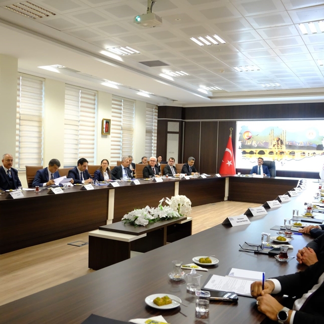 Yükümlüler meslek sahibi oluyor
Adana'da denetimli serbestlik kapsamındaki...