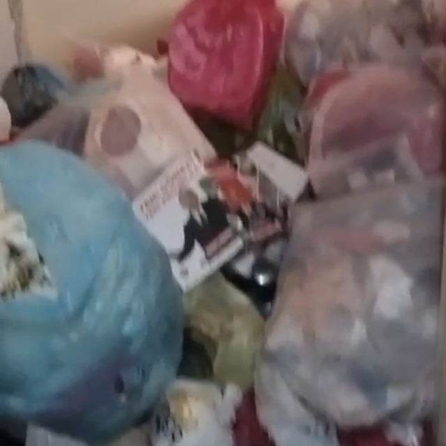 Kiraya verdiği dairesine girince gördüğü manzara şok etti
Kiracı evi çöp ev...