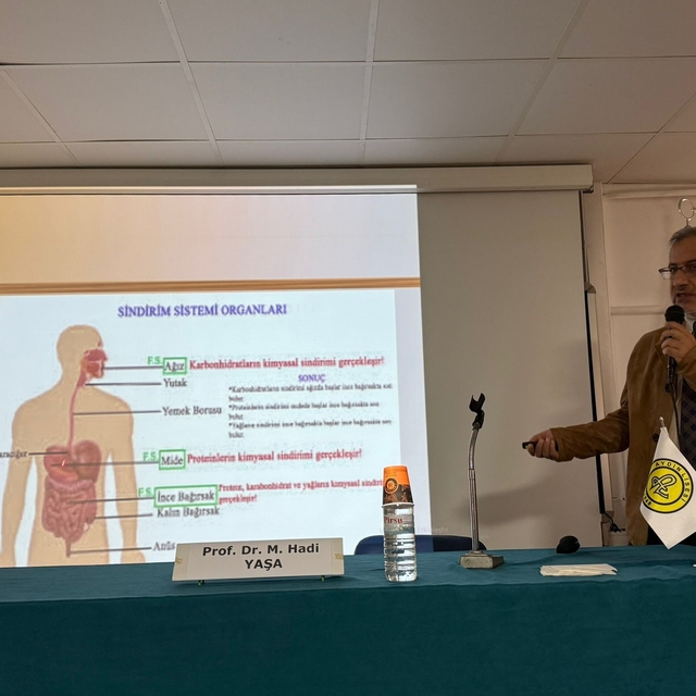 Aydın Lisesi'nde öğrenciler akademi dünyası ile buluşuyor