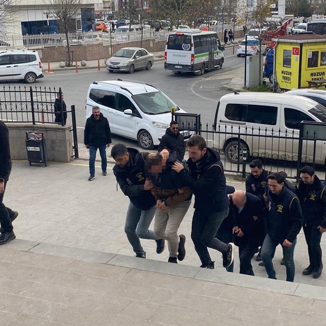 Tekirdağ'da tefecilik operasyonu: 3 gözaltı
