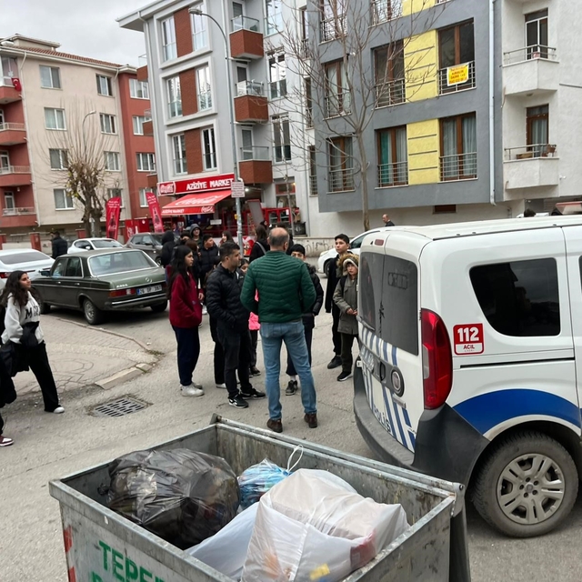 Eskişehir'de 12 yaşındaki çocuk okul çıkışında bıçaklandı