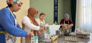 Aydın Büyükşehir Belediyesi Kadın Yaşam Atölyesi hizmete açıldı
Başkan Çerçioğlu: "Kadınların yaşamın her alanında yer alabilmeleri için çalışmalarımızı sürdürüyoruz"