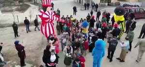 Perdede oyun köyde şenlik var