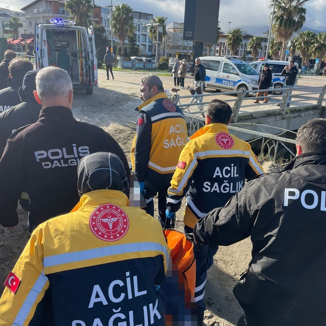 Denize düşen gencin cansız bedenine ulaşıldı